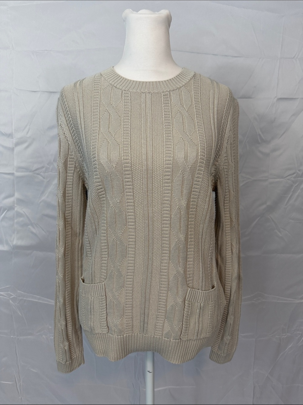 Brooks Brothers Women’s Cable Knit Sweater Size Medium With Front Pockets